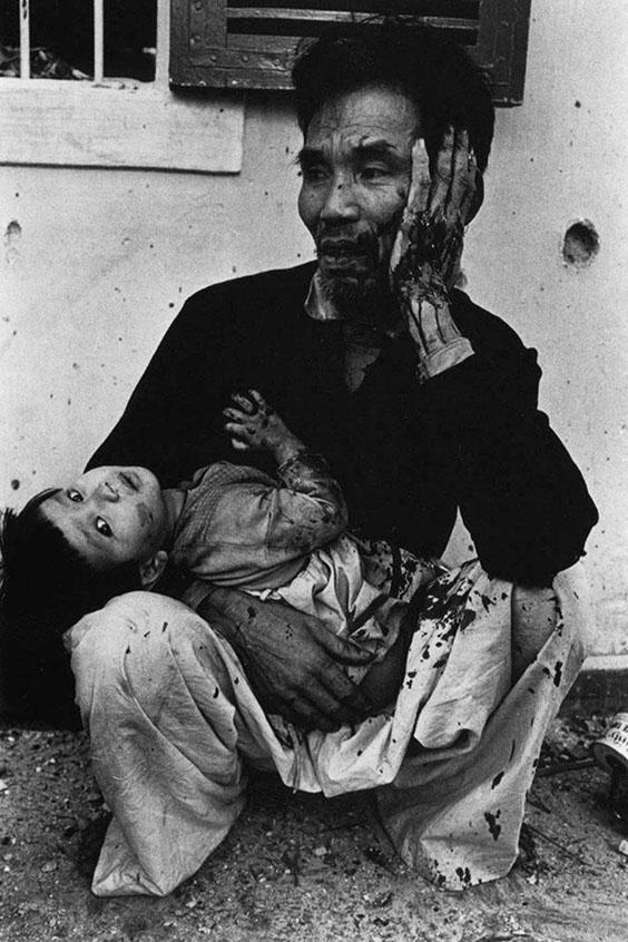 Vietnam war victim_Hue_Mc Cullin 1968_2