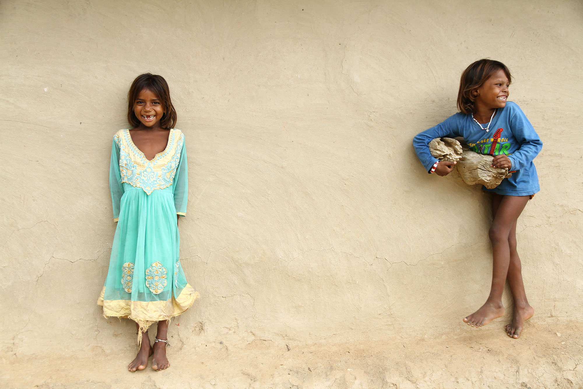 children playing jharkhand